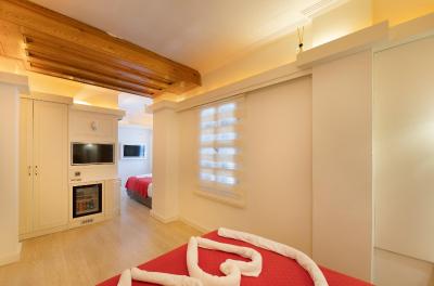 کسل بوتیک هتل