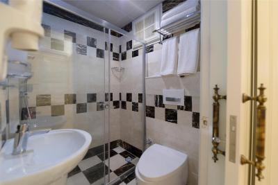 کسل بوتیک هتل