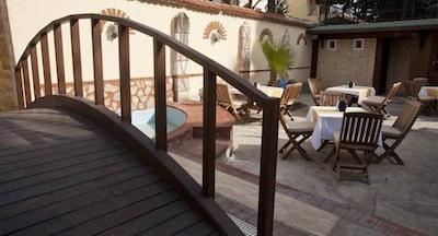 کسل بوتیک هتل