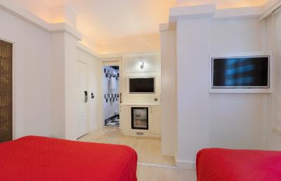 کسل بوتیک هتل