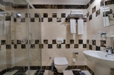 کسل بوتیک هتل