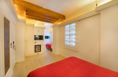 کسل بوتیک هتل