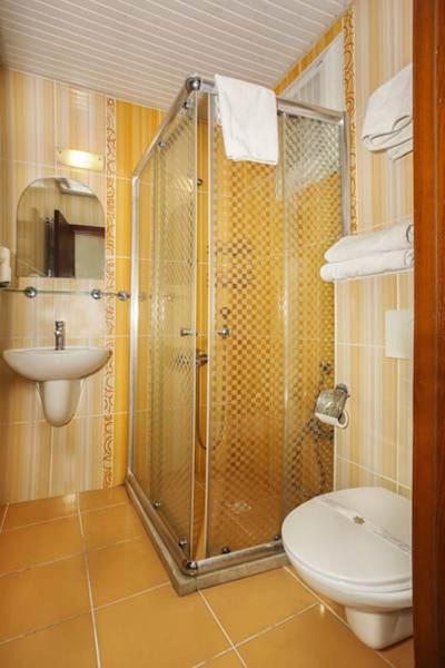 کسل بوتیک هتل