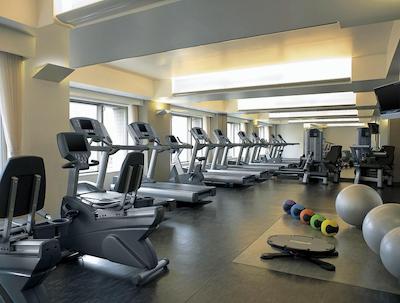 د وستین تکیو