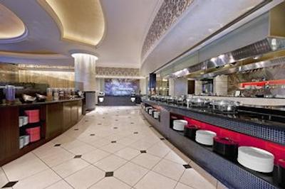 د وستین تکیو