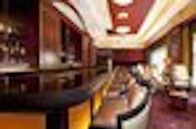 د وستین تکیو