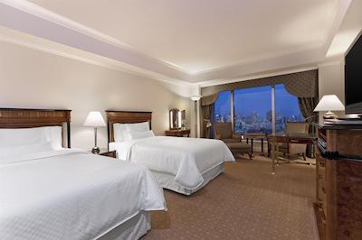 د وستین تکیو