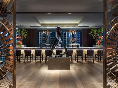 فور اسیسُنز ات مارونوچی