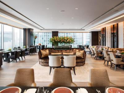 فور اسیسُنز ات مارونوچی