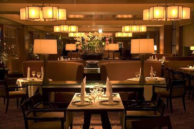 شراتون مییاکو هتل اُساکا