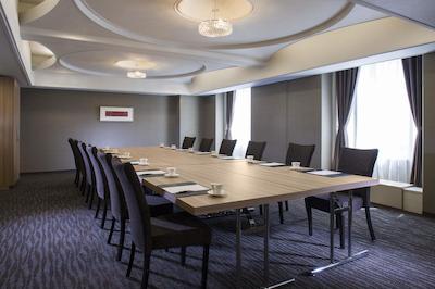 شراتون مییاکو هتل اُساکا