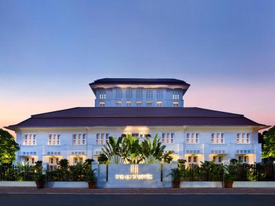 د هرمیتاج ا تریبوت پرتفلیو هتل جاکارتا