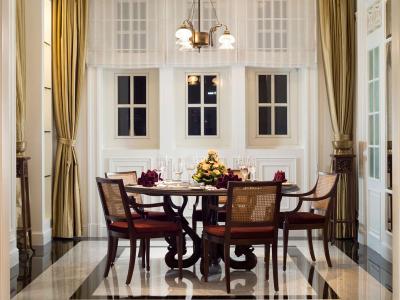 د هرمیتاج ا تریبوت پرتفلیو هتل جاکارتا