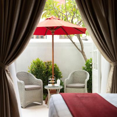 د هرمیتاج ا تریبوت پرتفلیو هتل جاکارتا