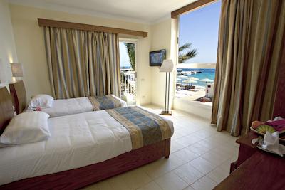 ریال استار امپیر بیچ ریزرت