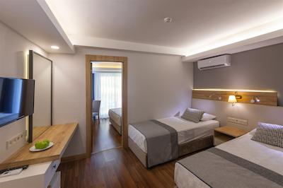 نارسیا ریزورت سید