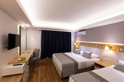 نارسیا ریزورت سید