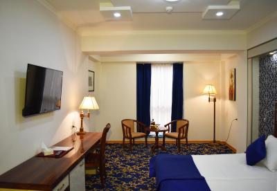 رویال پلازا هتل