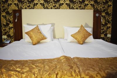 رویال پلازا هتل