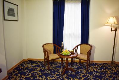 رویال پلازا هتل