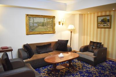 رویال پلازا هتل