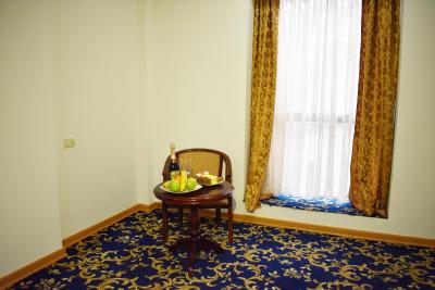 رویال پلازا هتل