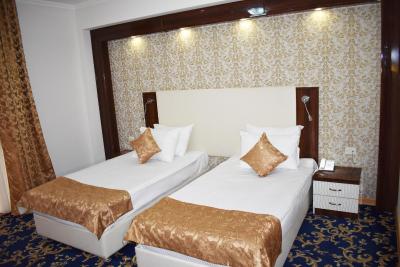 رویال پلازا هتل