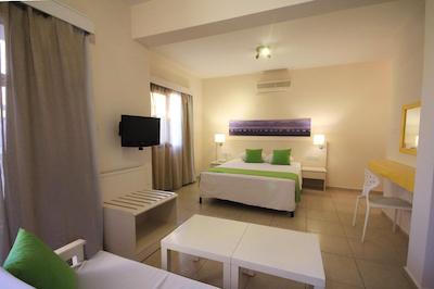 اسیا کلئوپاترا ناپا هتل اند انکس