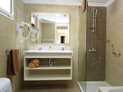 هلید کلوب ویستا امادرز