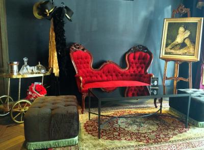 پلی هاوس تونگلر بانکوک