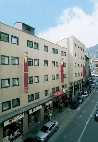 اندرا پالاس