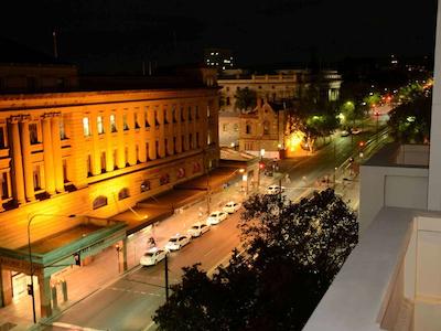 ایبیز استیلز ادلید گرسونر هتل