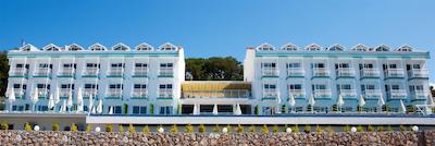 سرتیل دلوکس هتل