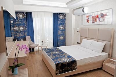 سرتیل دلوکس هتل