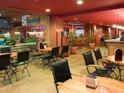 هتل اسالویا در