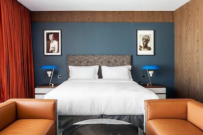 آتن واز هتل