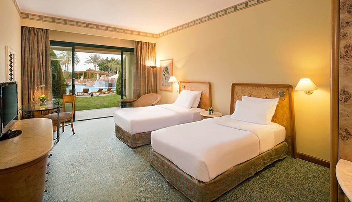 Hilton Pyramids Golf Resort