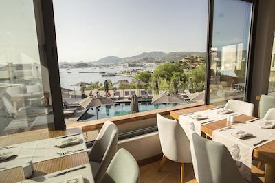 سنسز هتل بدروم