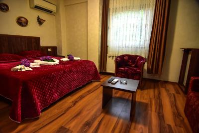 ساندال اُتل