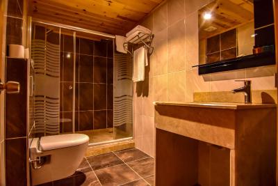 ساندال اُتل