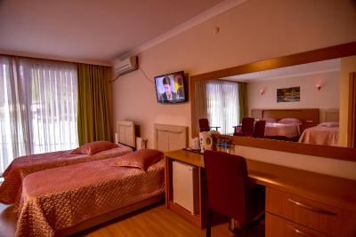 ساندال اُتل