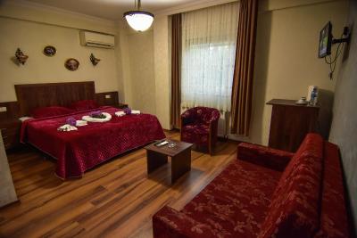 ساندال اُتل