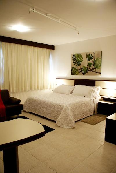 مندریان سویت هتل