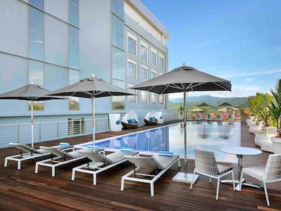 اوانجیو هتل کتا کینابالو ماناجد بای اکسر