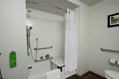 هامپتون این ریچلاند