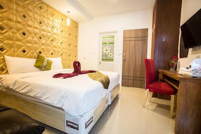 تای تانی پول ویلا ریزورت پاتایا