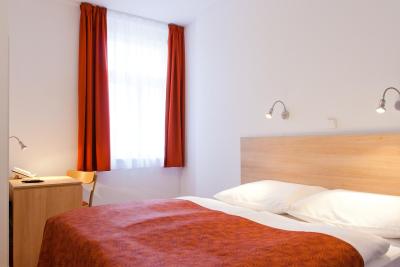 امبیانس هتل پراها