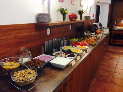 امبیانس هتل پراها