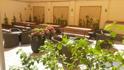 امبیانس هتل پراها