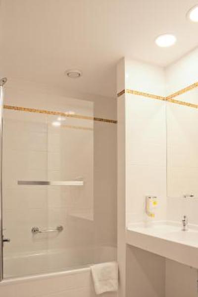 امبیانس هتل پراها